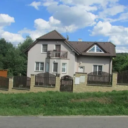 Holiday Home Wellness Villa Near Prague * Vranov
